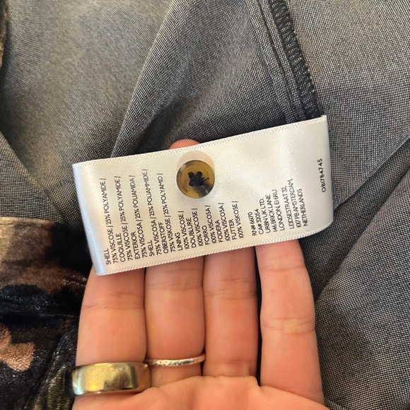 PILCRO Velvet Floral Button Down Shirt Black Bronze Long Sleeve Blouse Small - Picture 11 of 11